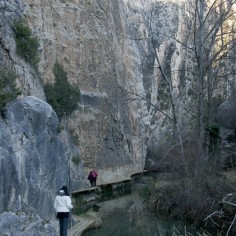 Estrecho de Valloré, pasarelas por el río Guadalope. Montoro de Mezquita (Teruel)