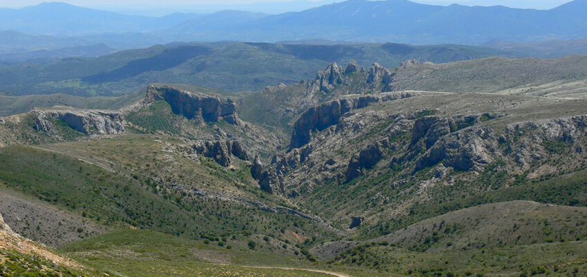 Barranco de Valdelaplata desde las Peñas de Herrera