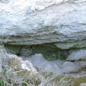  Exokarst y endokarst en el campo de dolinas de la Puebla de Alfindén 2