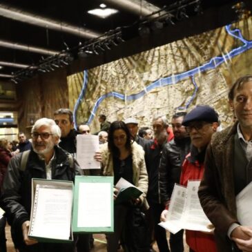 Las entidades sociales escenifican su rechazo al presupuesto del gobierno de Aragón